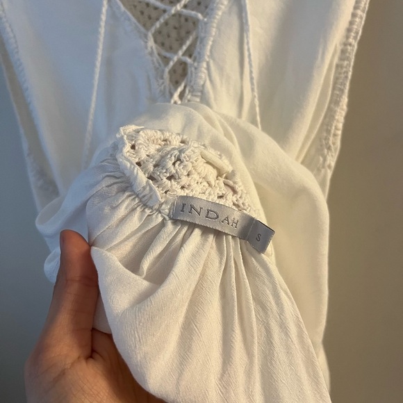 INDAH White Dress - Picture 15 of 15